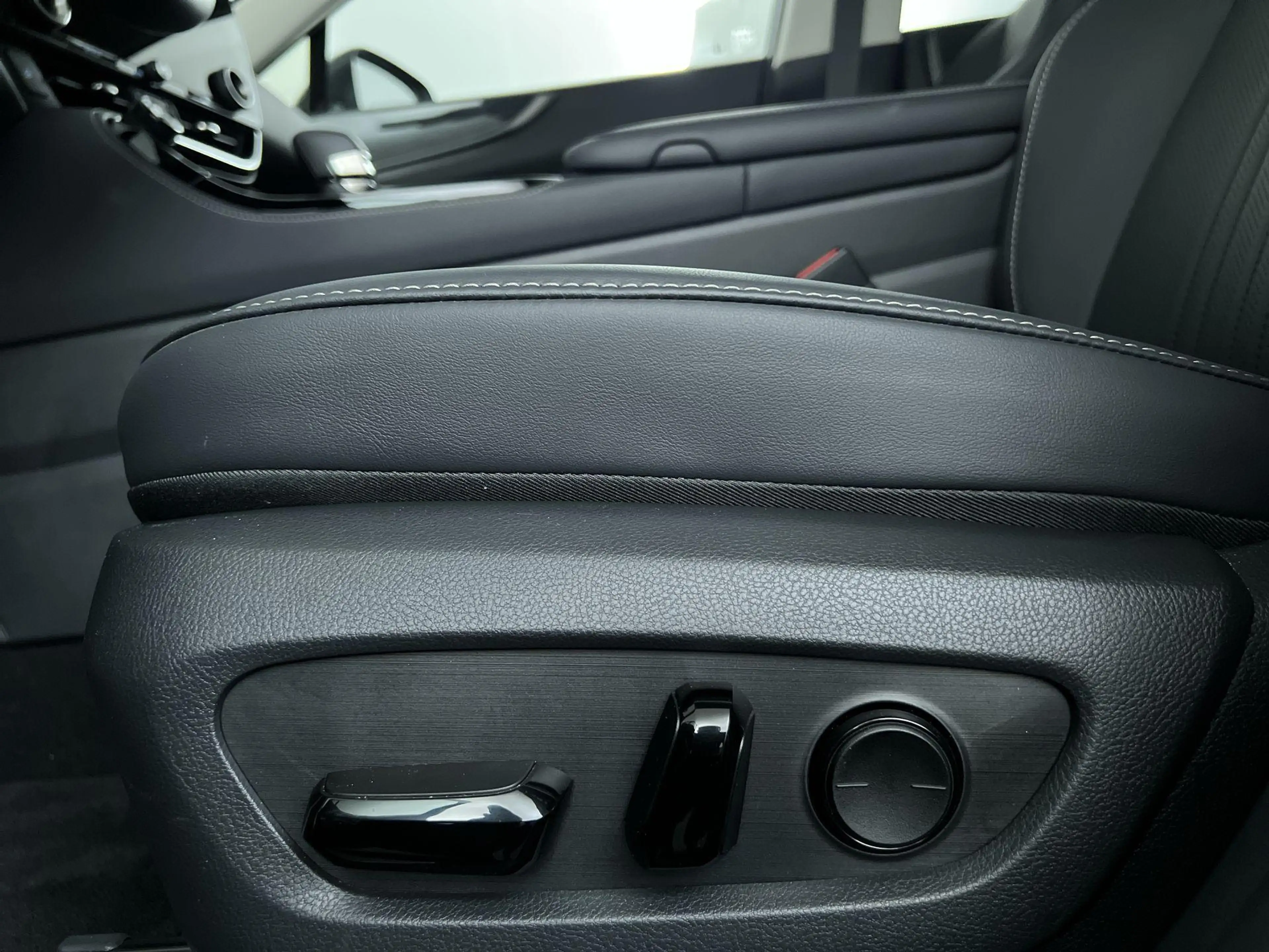 Lexus NX 450h+ AWD Luxury Line — photo 13