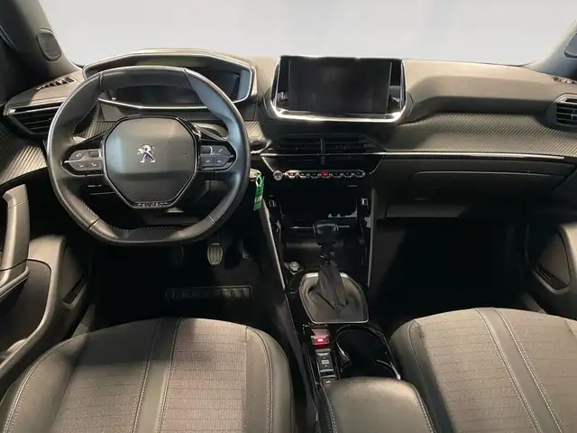 Peugeot 2008 view 6