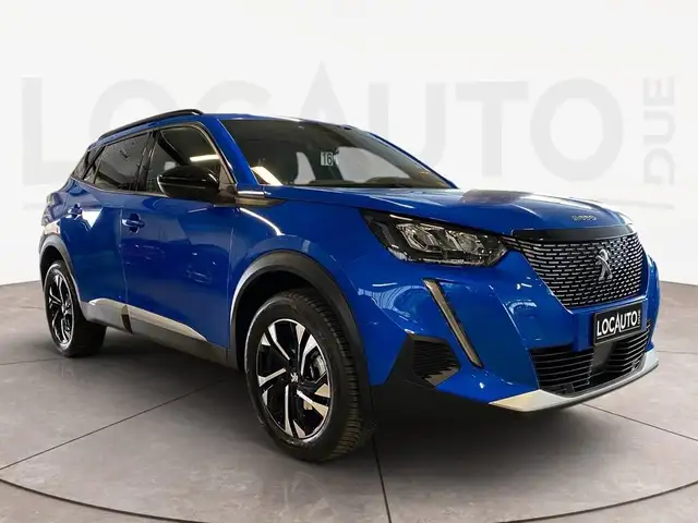 Peugeot 2008 view 3