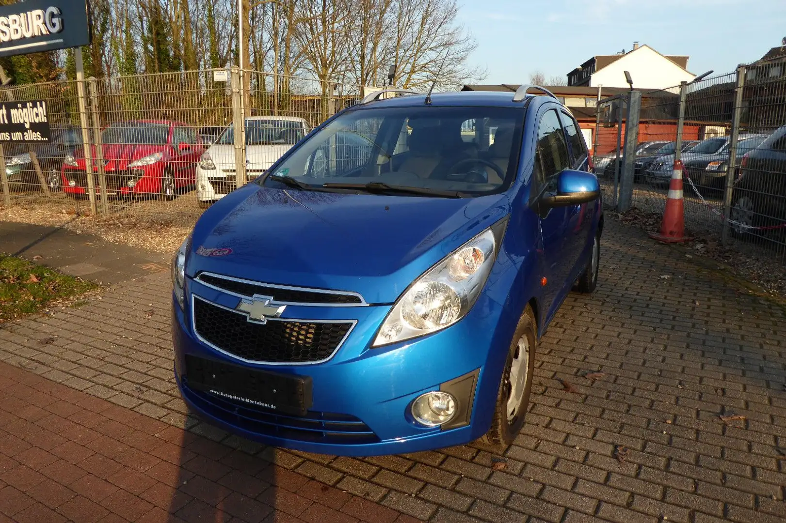 Chevrolet Spark Basis/ 5 Sitzer/ 5 Türig/ Klima/Klein&Fein Azul - 1