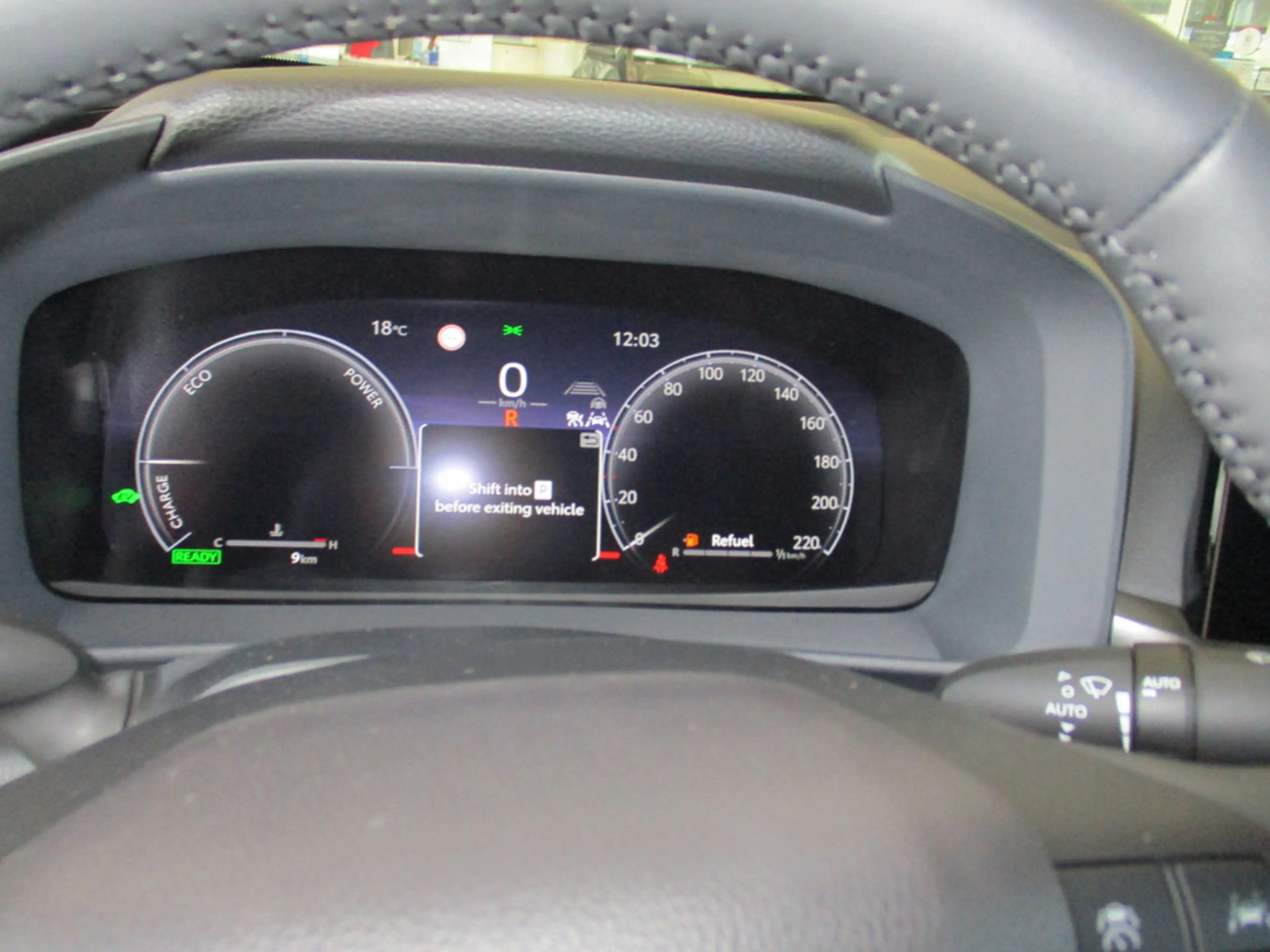 Toyota C-HR 1.8 Hybrid FWD Team Deutschland — photo 11