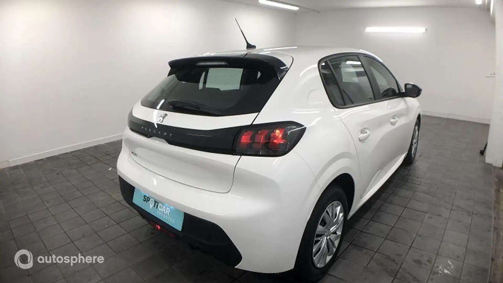 Peugeot 208 1.2 PureTech 100ch S\u0026S Active Pack - 2