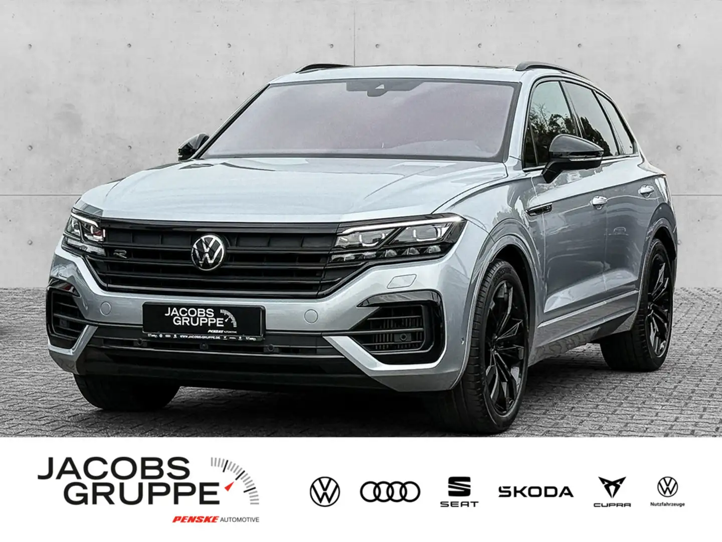 Volkswagen Touareg 3.0 TSI 4 M. AHK/ACC/Pano/Matrix R-Line Silber - 1
