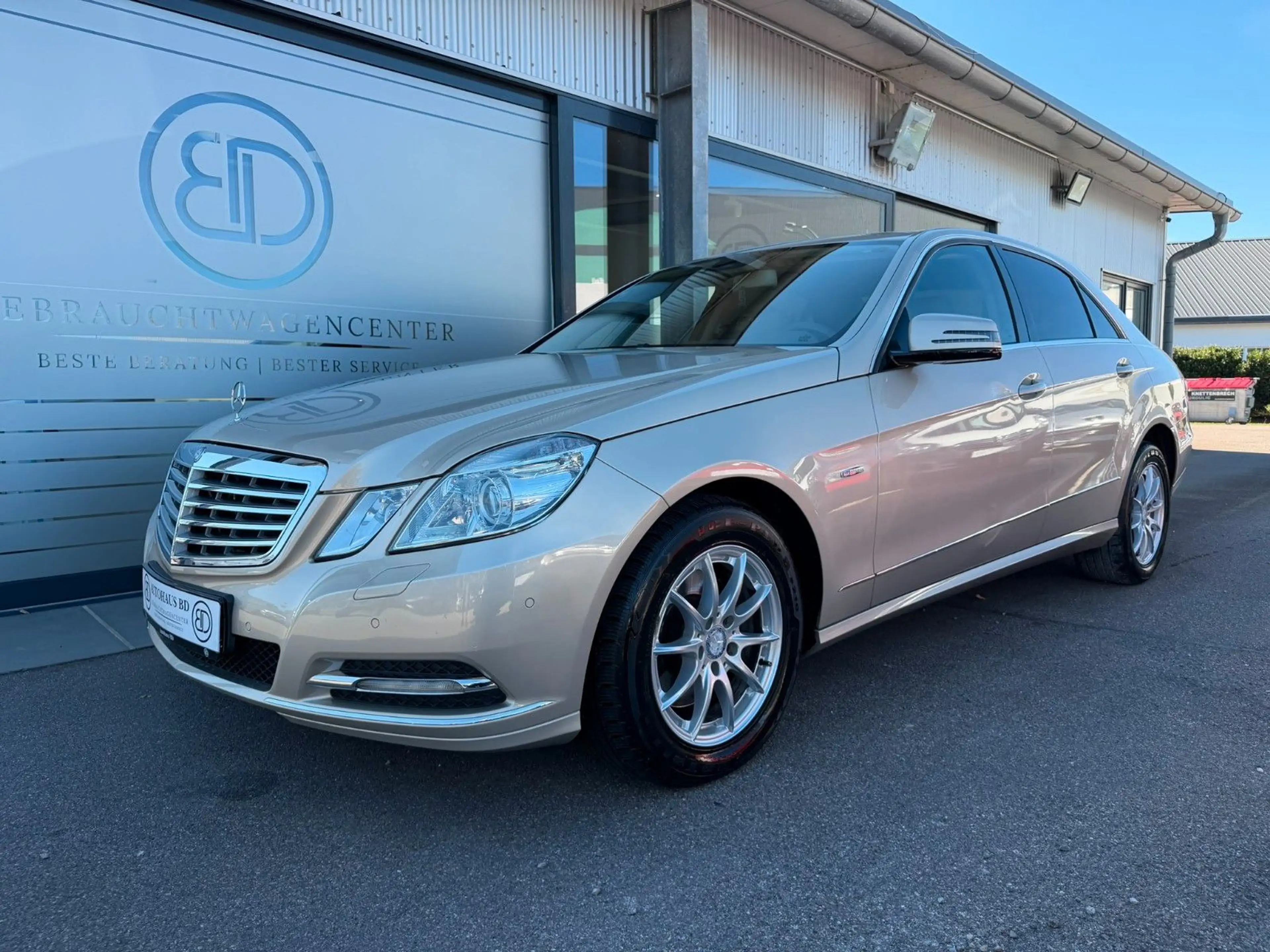 Mercedes-Benz E 350 CGI BlueEFFICIENCY*LM*Leder*Xenon*