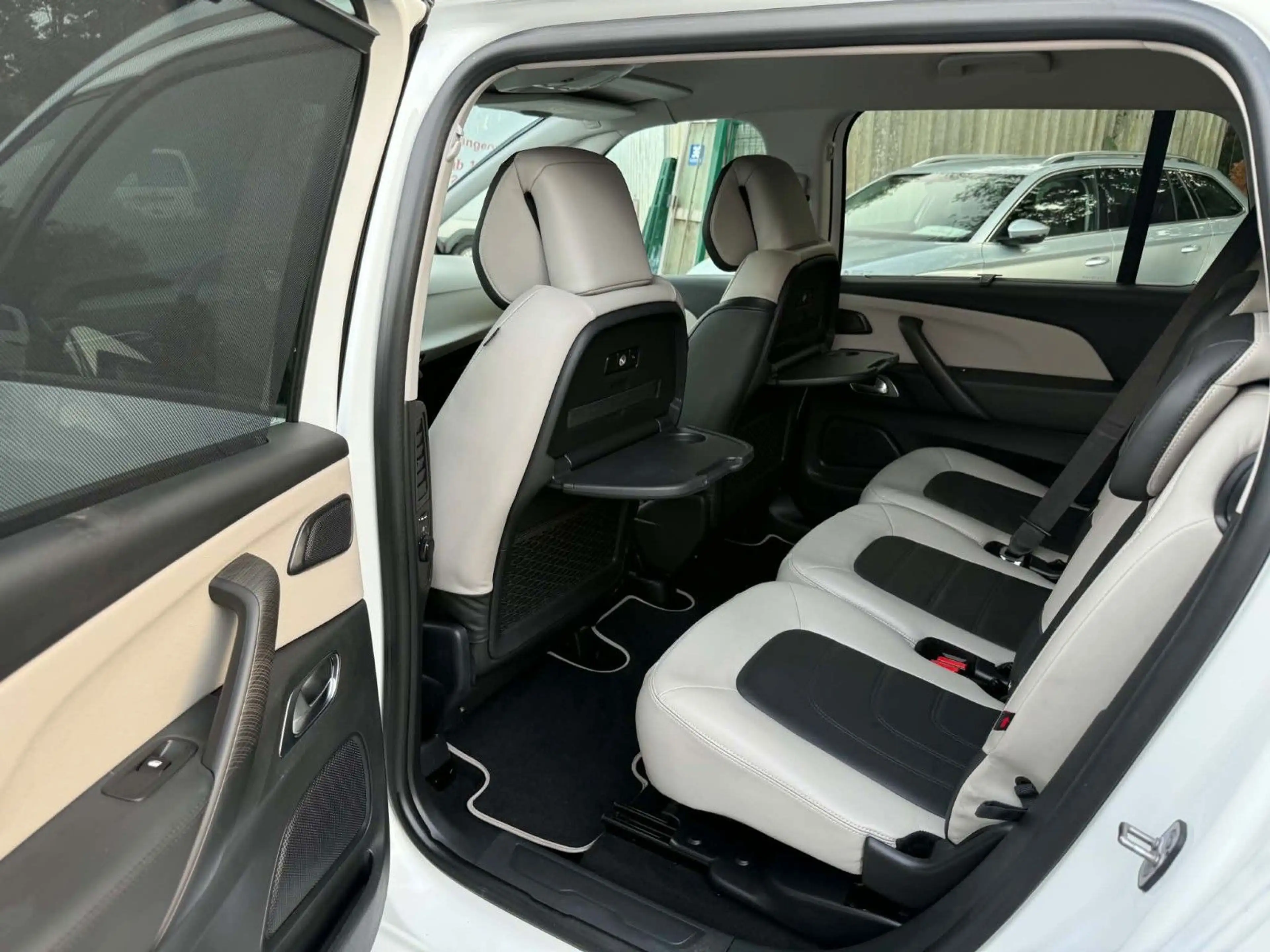 Citroen Grand C4 Picasso 1.6 THP 165 PS*7 Sitzer*Xenon* — photo 14
