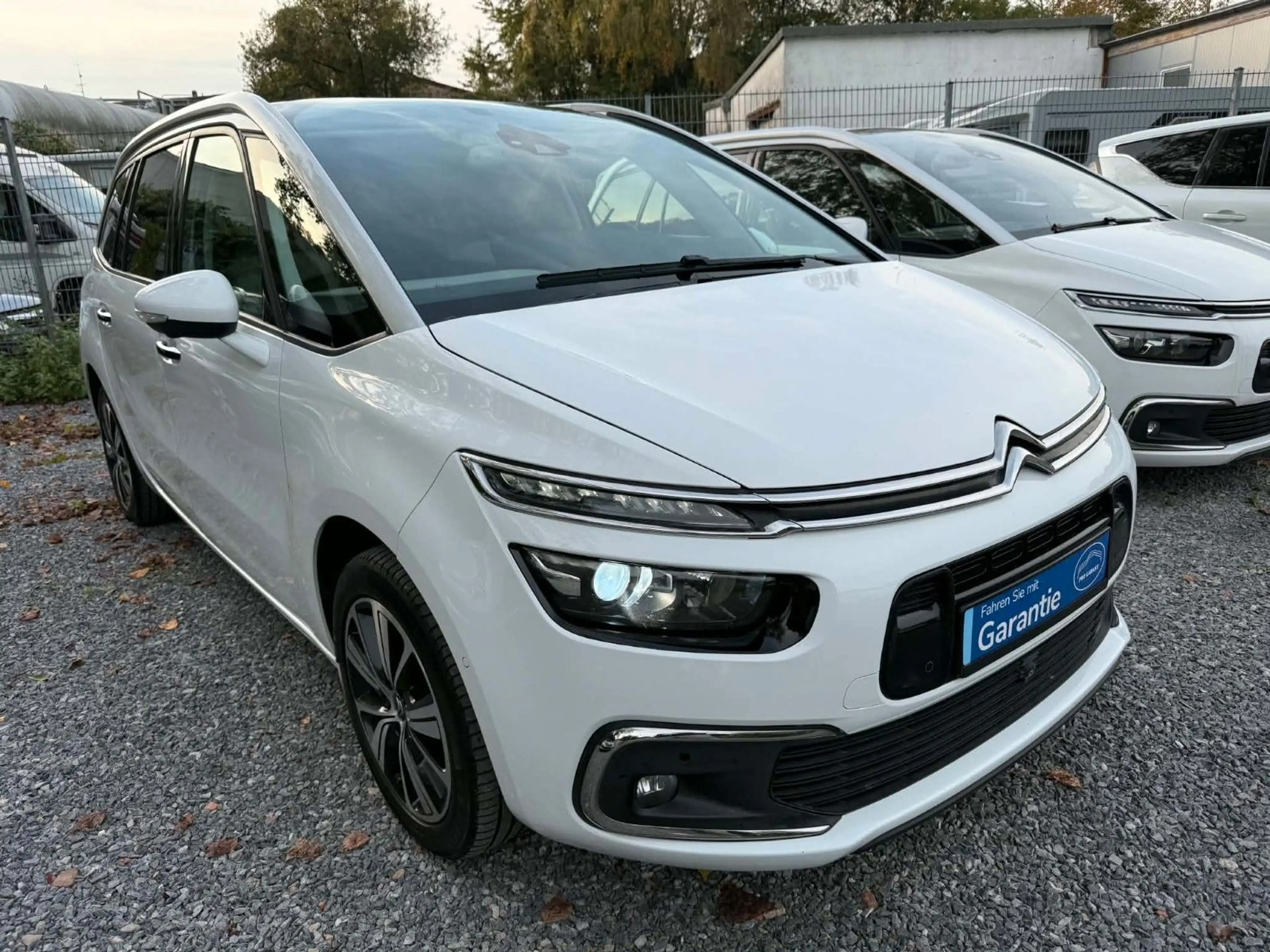 Citroen Grand C4 Picasso 1.6 THP 165 PS*7 Sitzer*Xenon* — photo 3