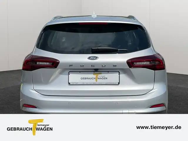 Ford Focus view 6