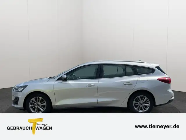 Ford Focus view 8