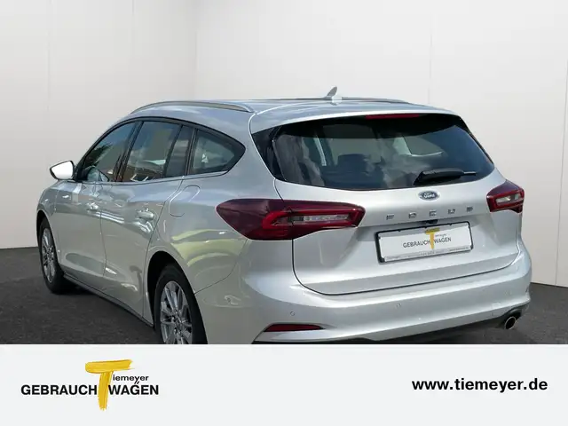 Ford Focus view 7
