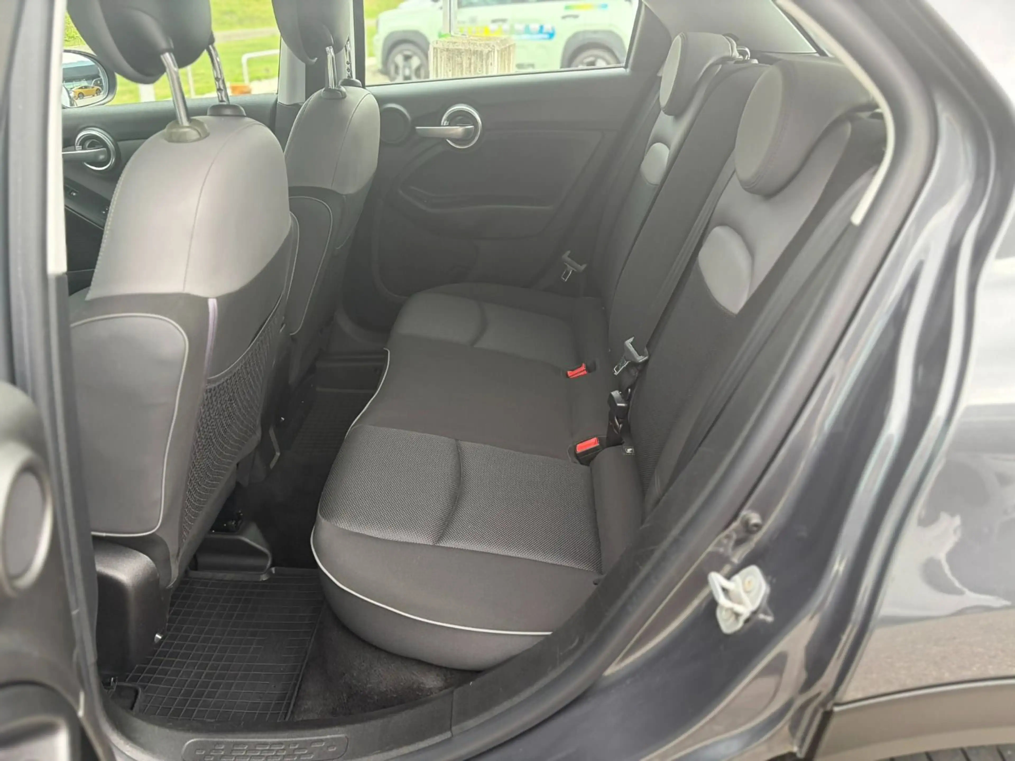 Fiat 500X — photo 10