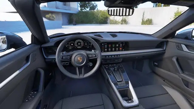 Porsche 911 view 9