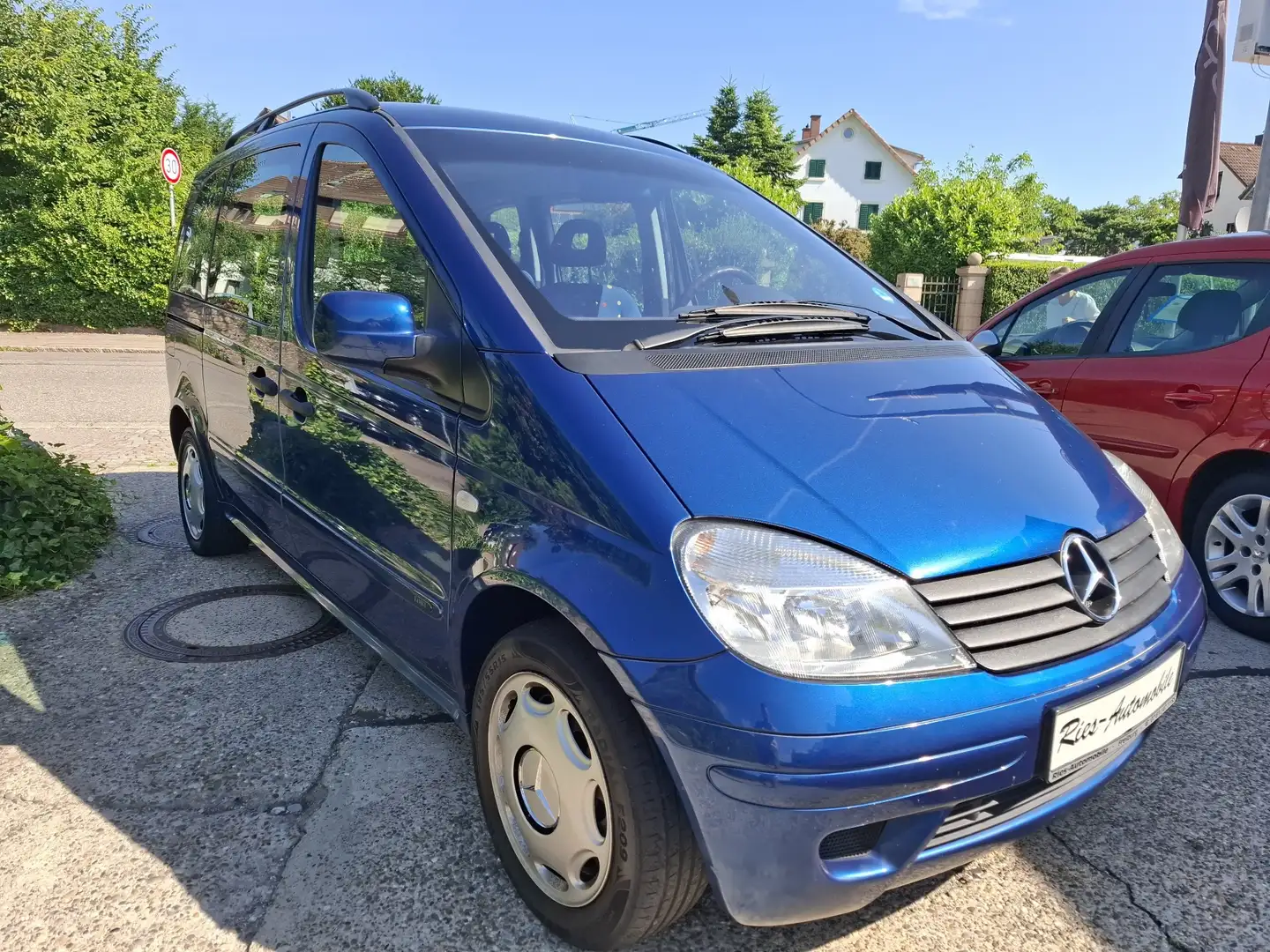 Mercedes-Benz Vaneo 1.6 (414.700) Blau - 2