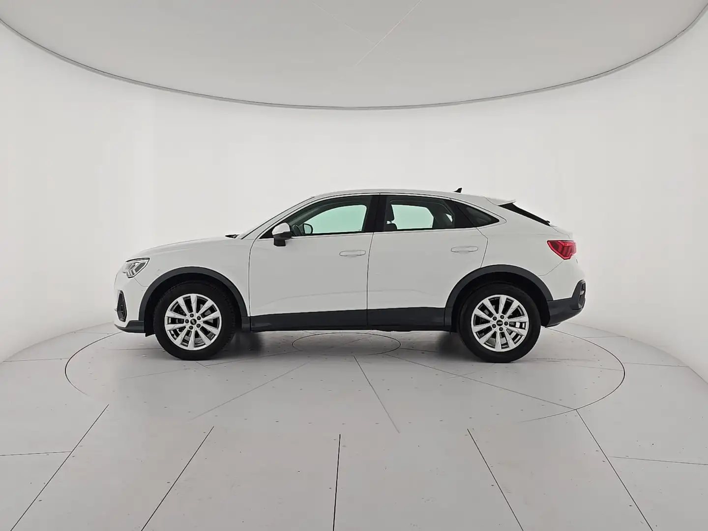 Audi Q3 Q3 SPB Sportback 35 TFSI S Tronic Business Plus Blanc - 2