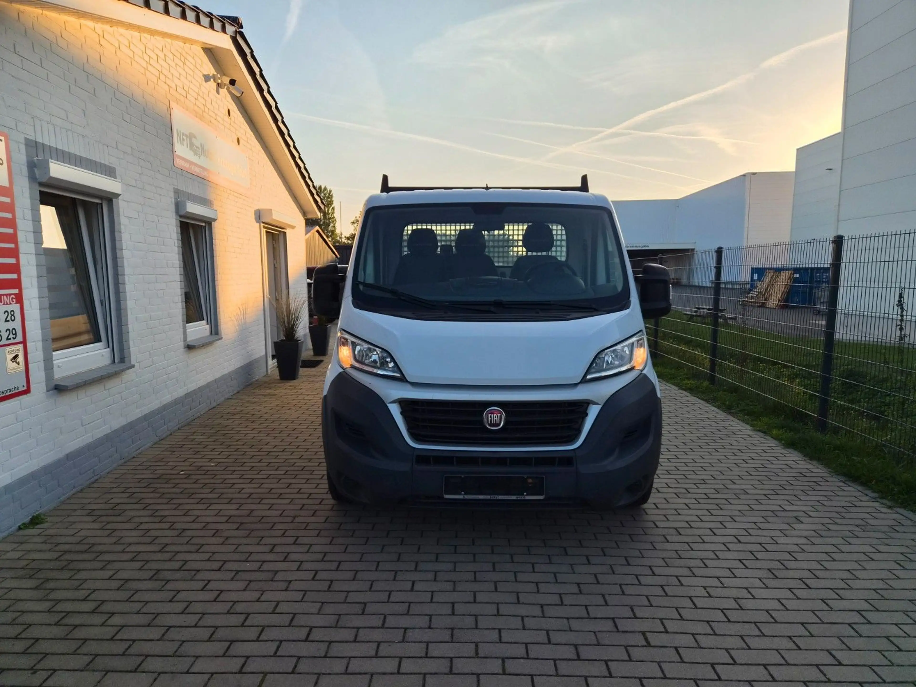 Fiat Ducato Pritsche 35 130 L4 Pritsche/1HAND/TÜVNEU — photo 2