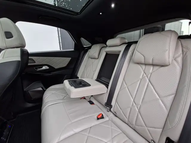 DS Automobiles DS 7 Crossback view 5