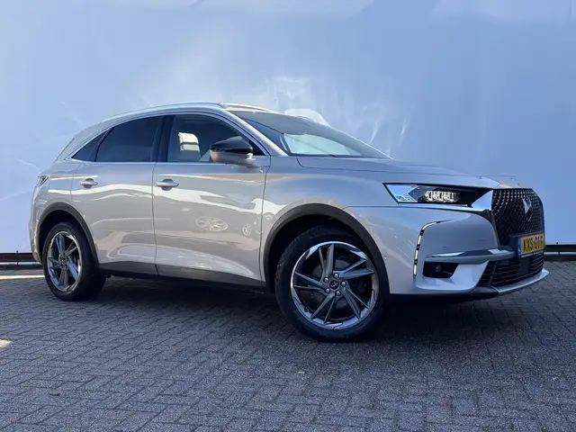 DS Automobiles DS 7 Crossback view 13