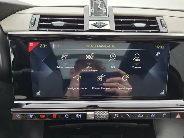 DS Automobiles DS 7 Crossback view 24