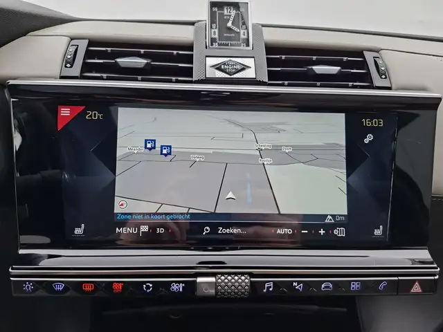 DS Automobiles DS 7 Crossback view 9