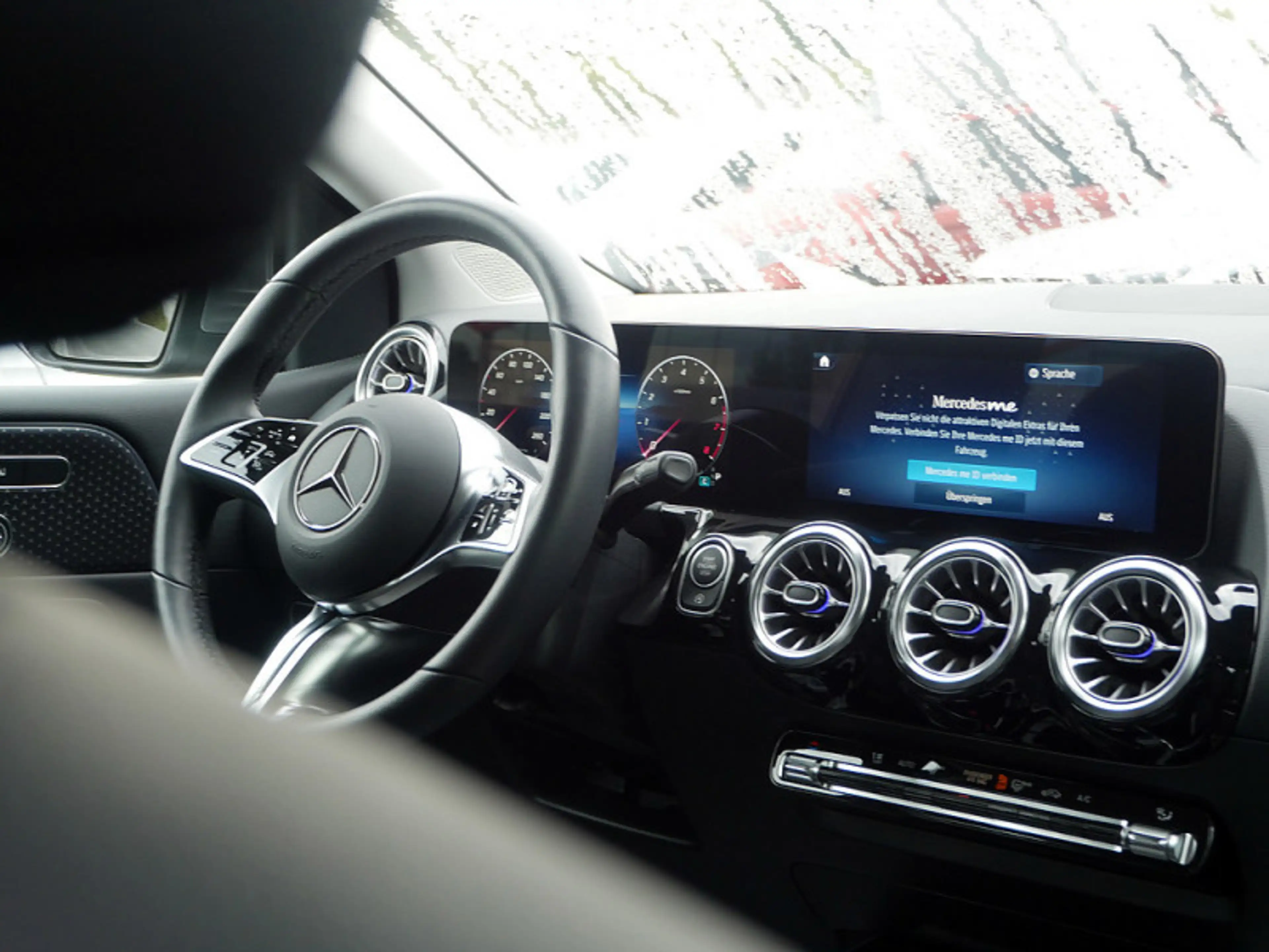 Mercedes-Benz B 200 , PROGRESSIVE MEMO AHK DISTR KAMERA SPUR — photo 11