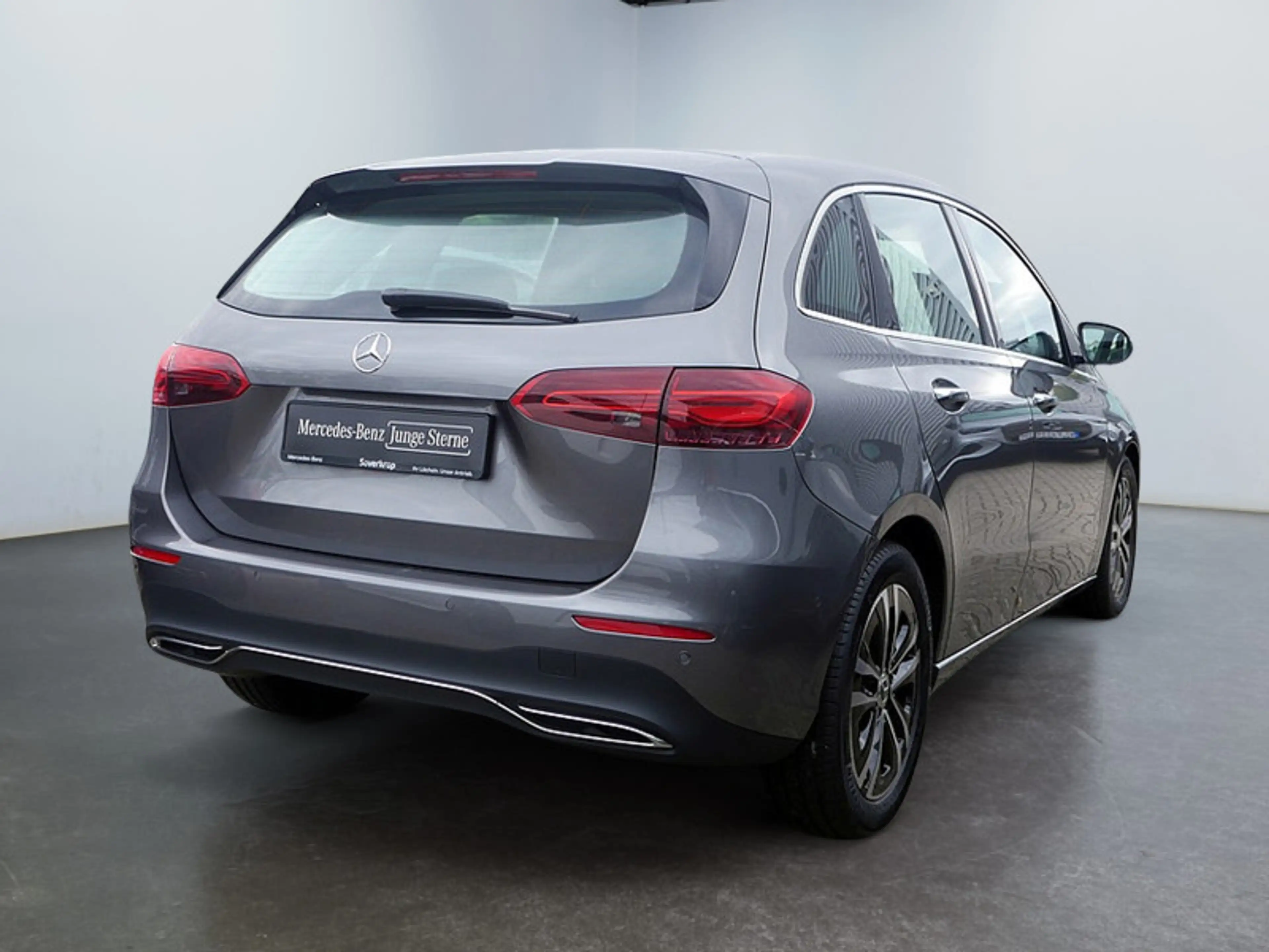 Mercedes-Benz B 200 , PROGRESSIVE MEMO AHK DISTR KAMERA SPUR — photo 6