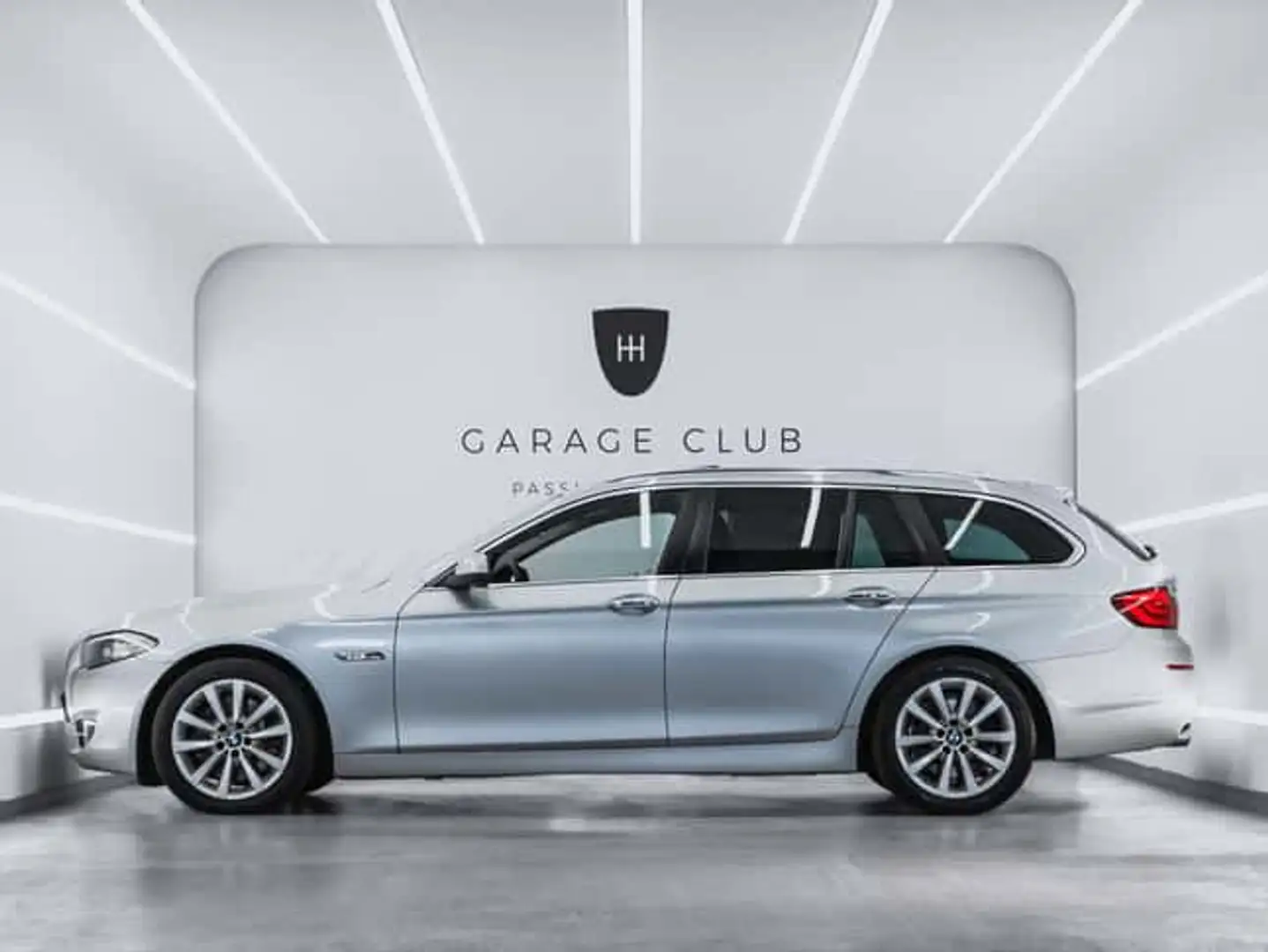 BMW 525 525dA Touring xDrive - 2