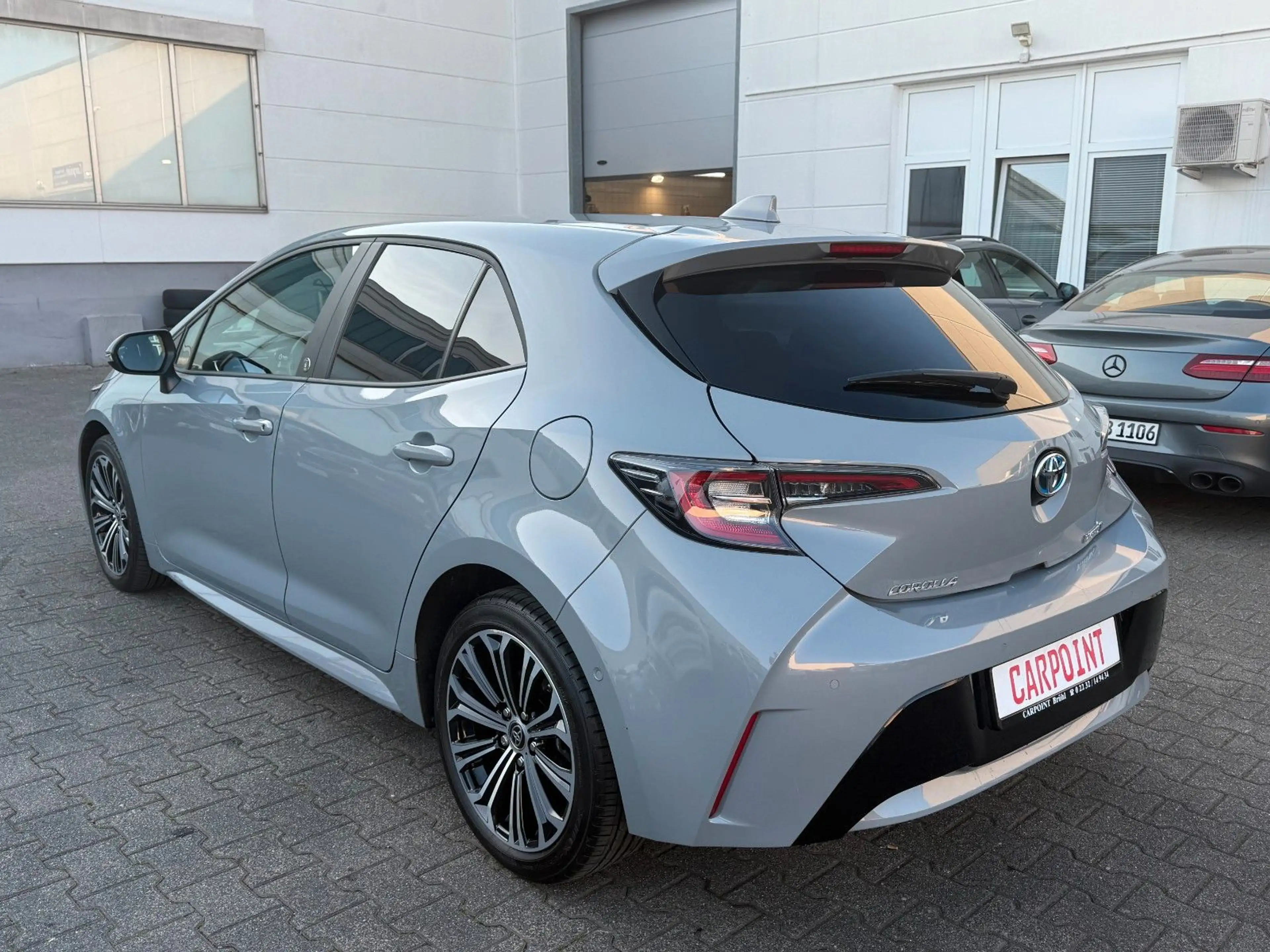 Toyota Corolla Hybrid Team D KAMERA/KLIMA/NAVI/CARPLAY — photo 6