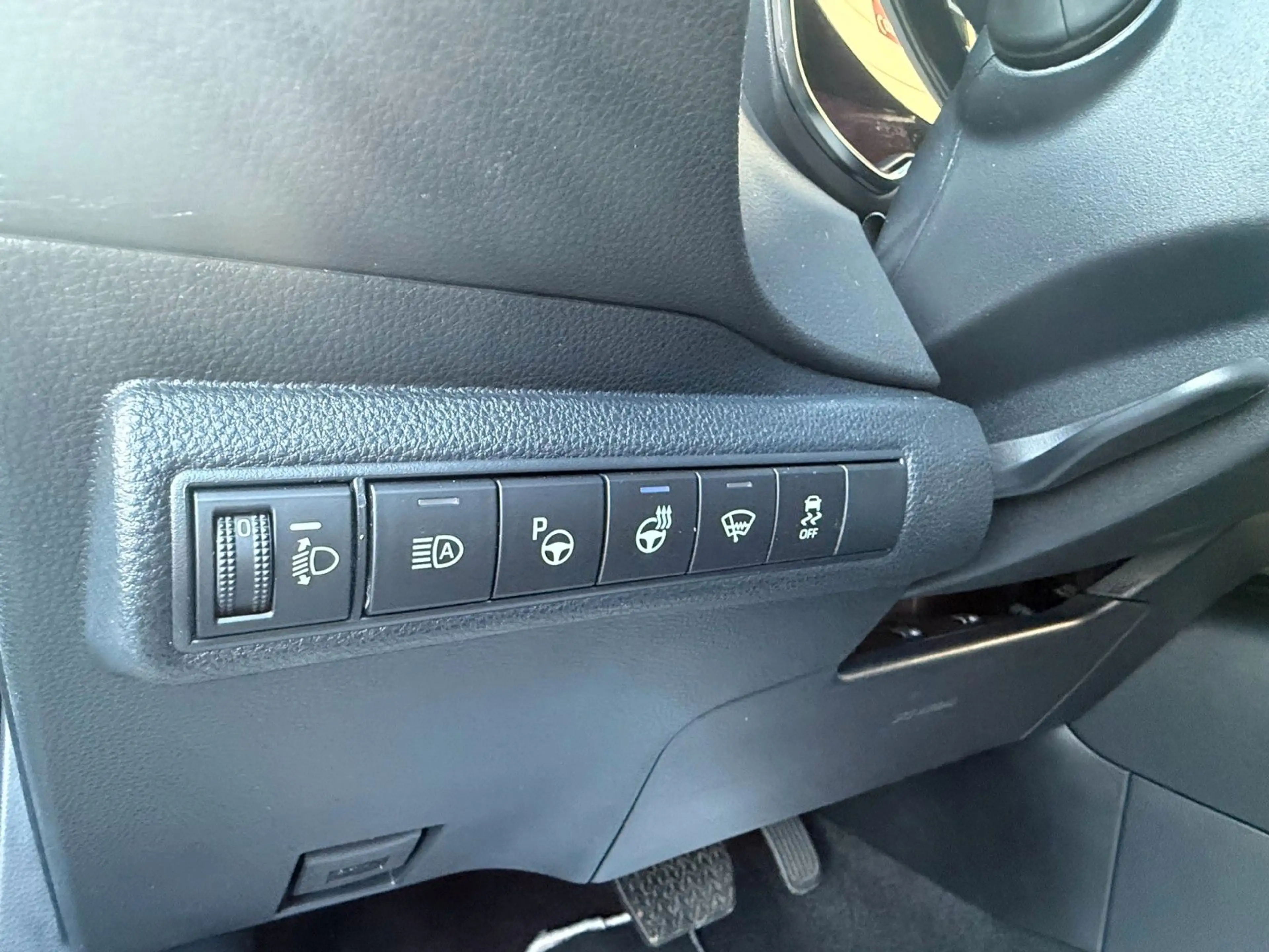 Toyota Corolla Hybrid Team D KAMERA/KLIMA/NAVI/CARPLAY — photo 9