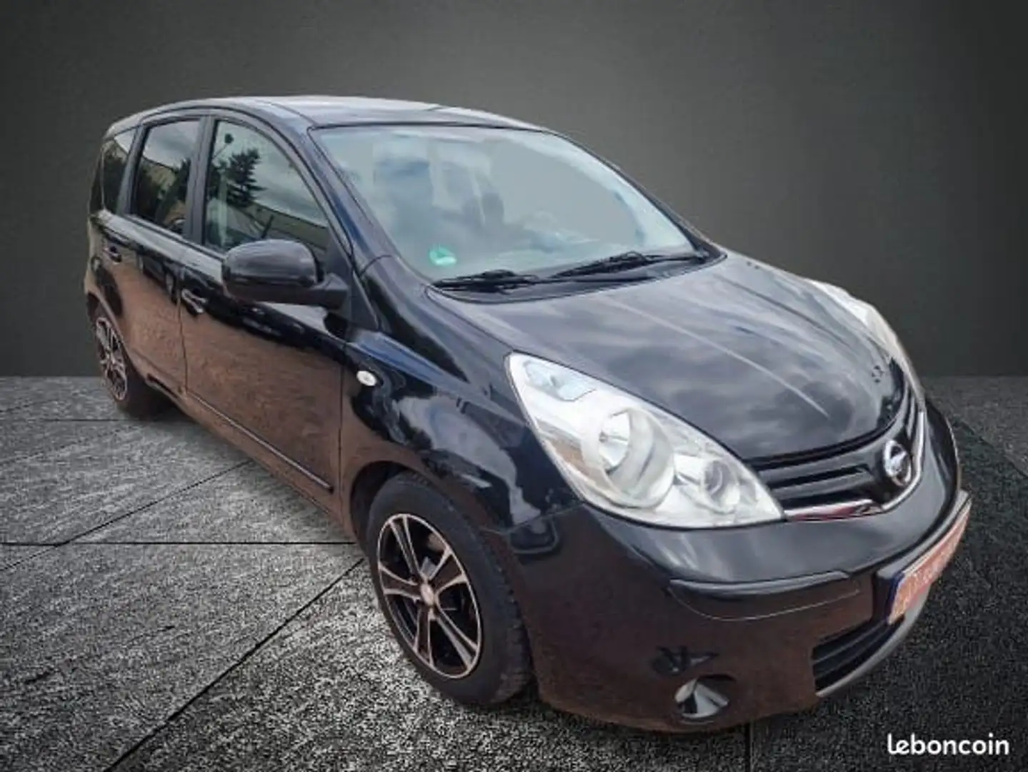 Nissan Note 1.4 90ch – 86000 km Garantie Schwarz - 2