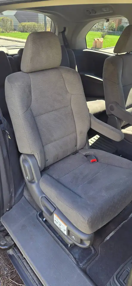 Honda Odyssey снимка Honda Odyssey
