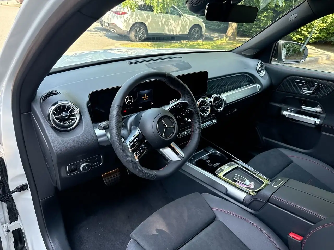 Mercedes-Benz GLB fotografie Mercedes-Benz GLB