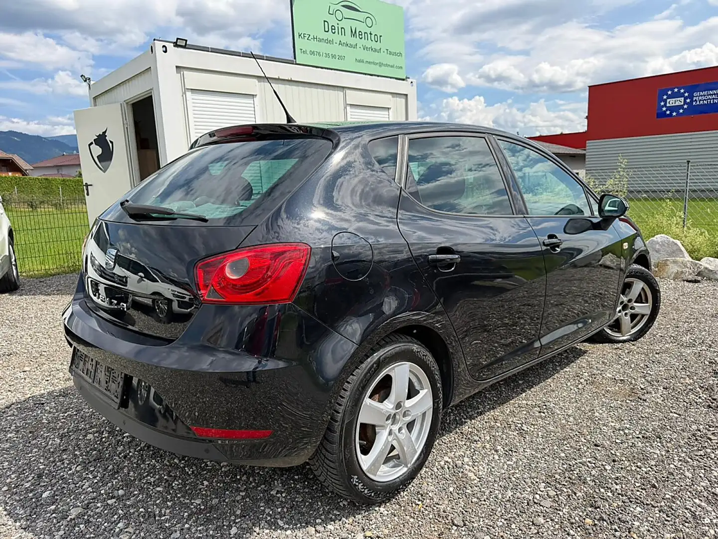 SEAT Ibiza Style 1,4 Schwarz - 2