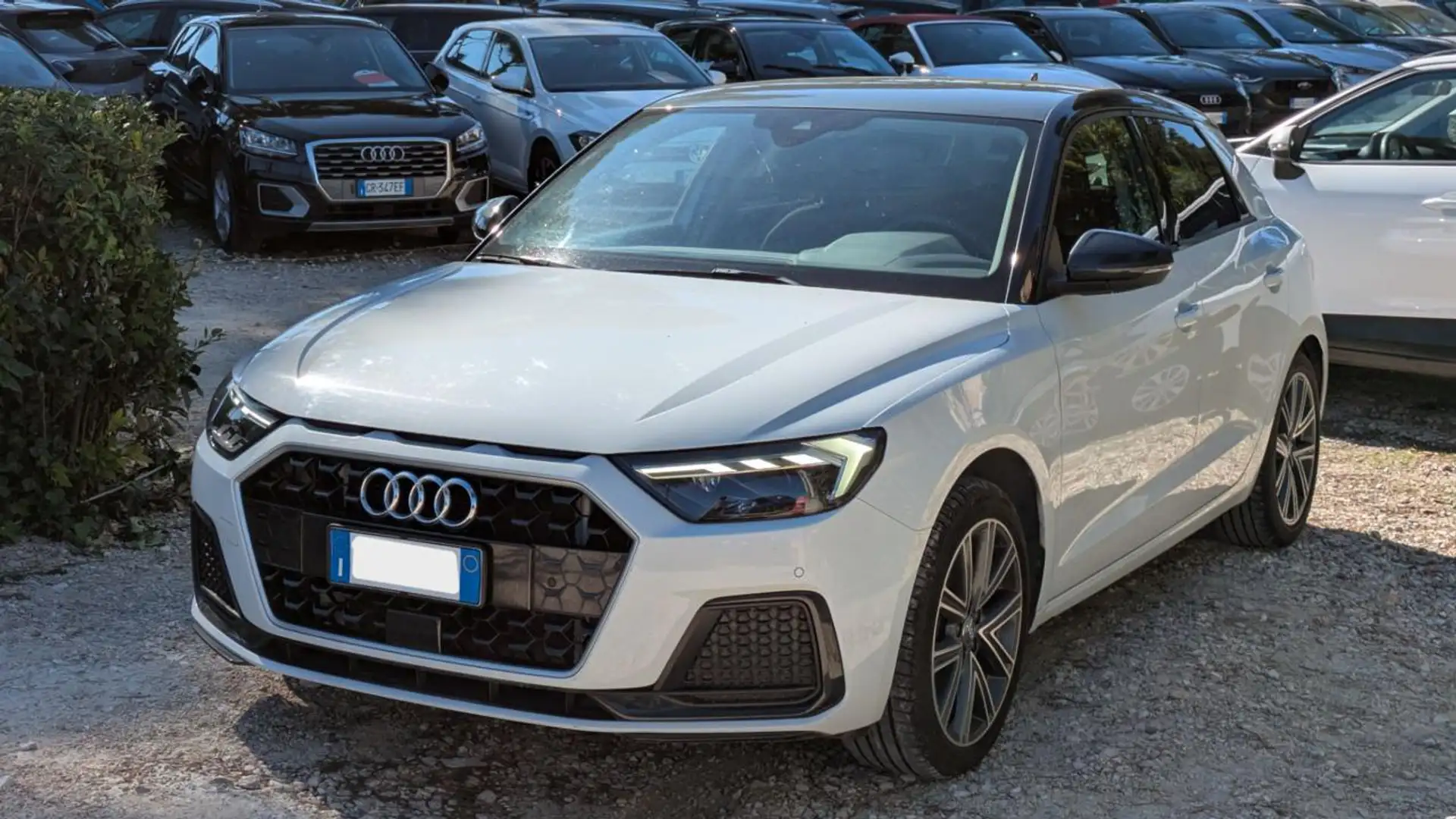 Audi A1 1.0cc 116cv CAMBIO AL VOLANTE SENS PARK Bianco - 2