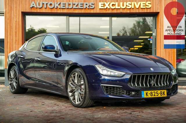Imagine Maserati Ghibli 3.0 V6 GranLusso 21"LM Keyless kamera
