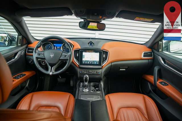 Maserati Ghibli 3.0 V6 GranLusso 21"LM Keyless kamera