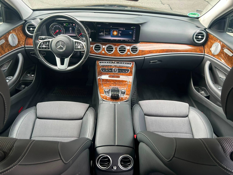 Mercedes-Benz E 300 E 300 de  Lim. Avantgarde Burmester/360°Kamera/AHK — photo 15
