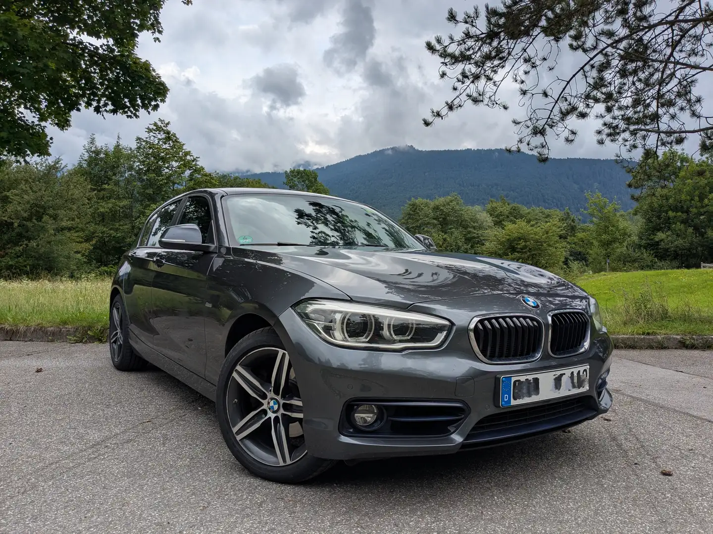 BMW 120 120d xDrive Aut. Sport Line Gri - 1