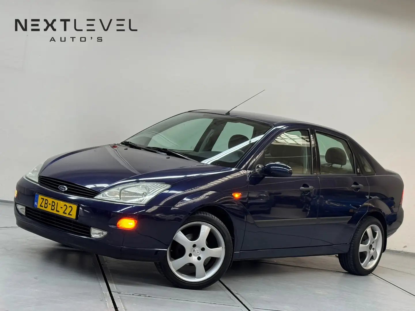Ford Focus 1.6-16V Ghia Airco Nieuwe Apk D.riem Vv. Blau - 1
