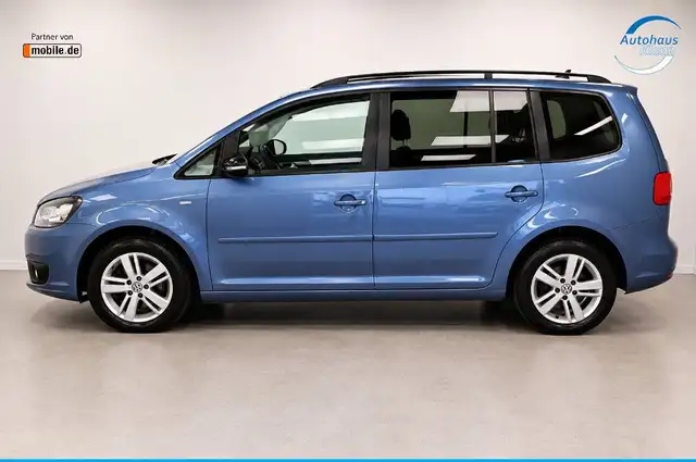 Volkswagen Touran view 4
