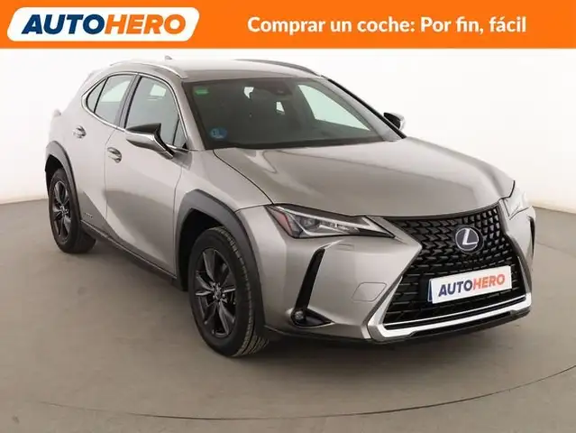 Lexus Ux view 8