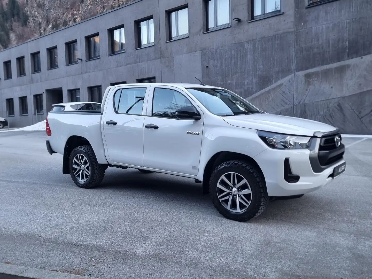 Toyota Hilux Double Cab Duty 4x4**AHK**29.9NETTO**GARANTIE** Weiß - 1