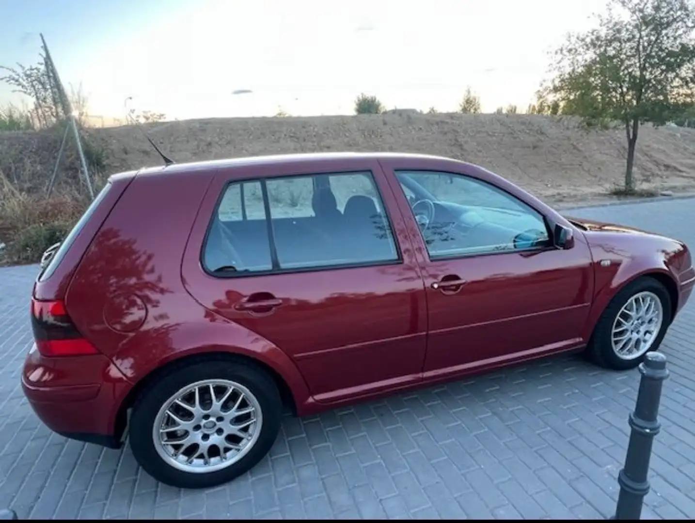 Volkswagen Golf GTI Golf 1.8 GTI GTI Mauve - 2