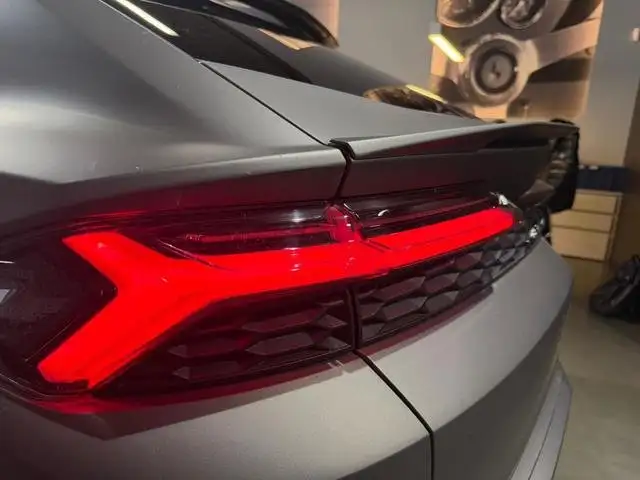 Lamborghini Urus view 28