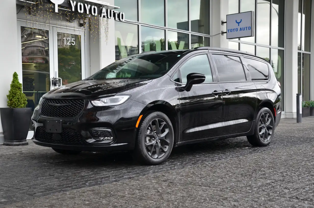 Chrysler Pacifica fotografie Chrysler Pacifica
