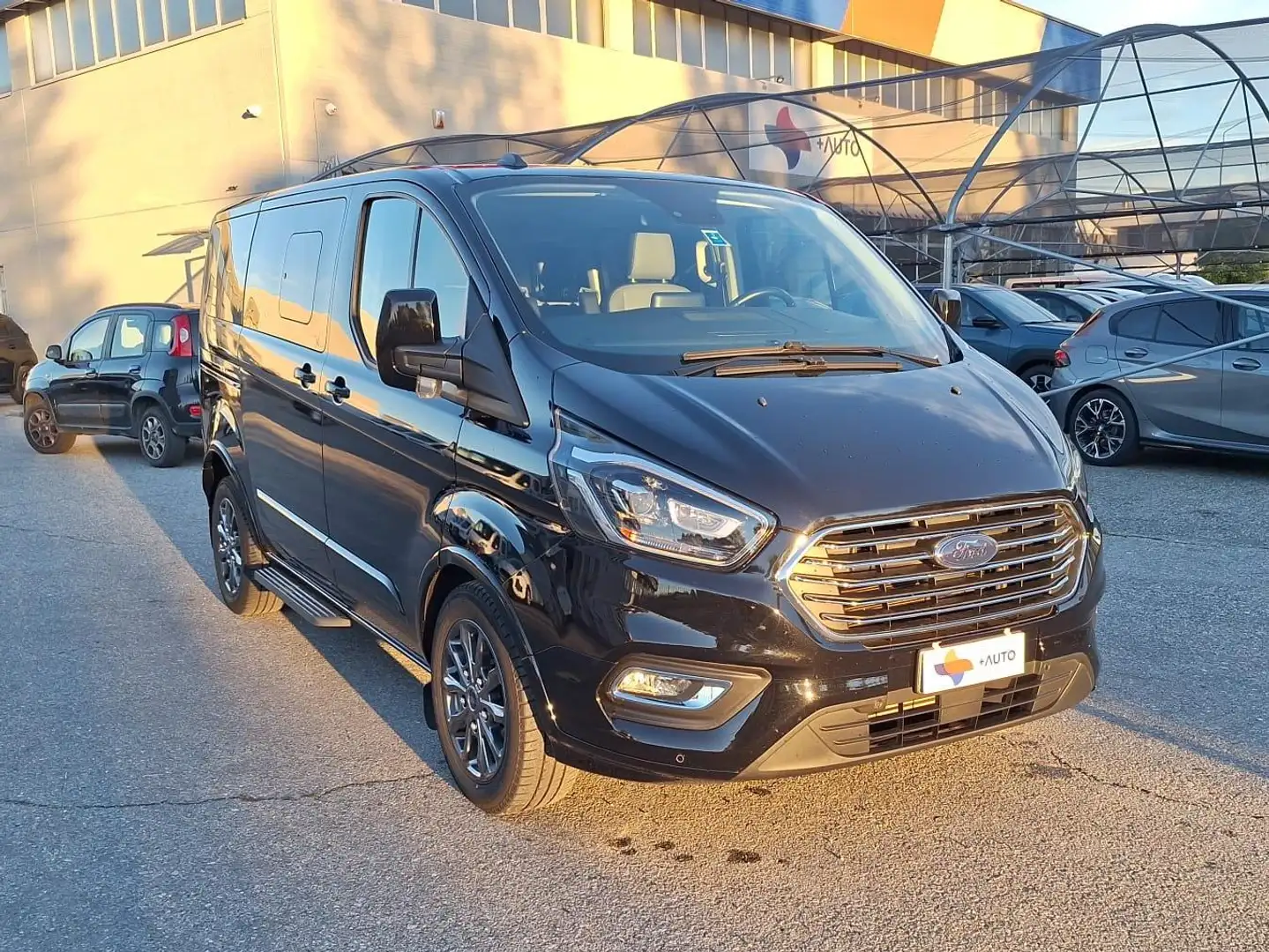 Ford Tourneo Custom 320L1H1 TITANIUM X ECOBLUE 185CV AUTOMATIC 8 POSTI Noir - 1