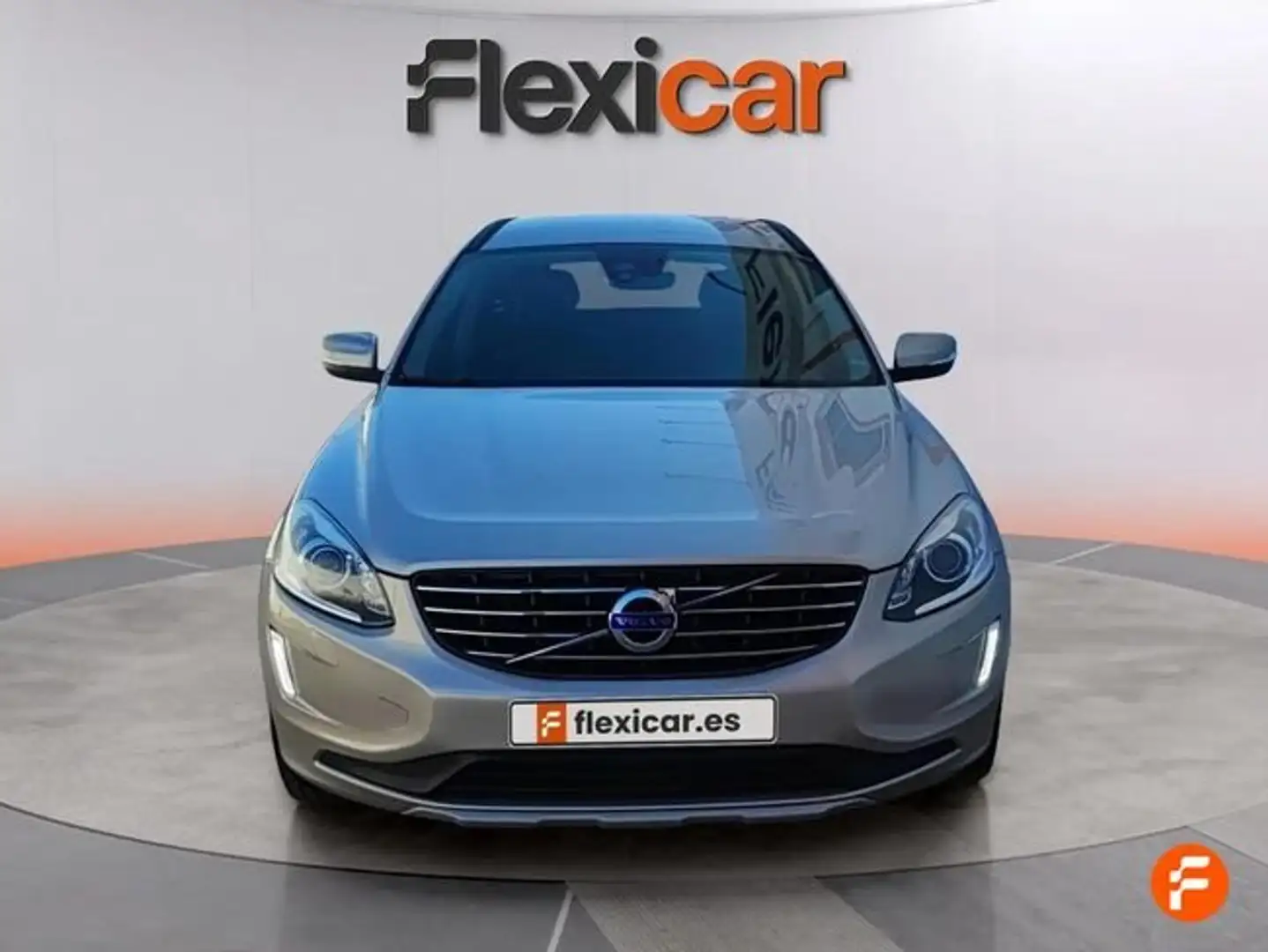 Volvo XC60 D4 Momentum Aut. 190 Brun - 2