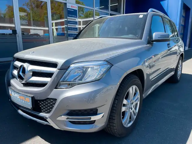 Mercedes-Benz GLK 200 /AUTOM/NAVI/AHK/KLIMA/E-HECKK/TEMPOM./PTS
