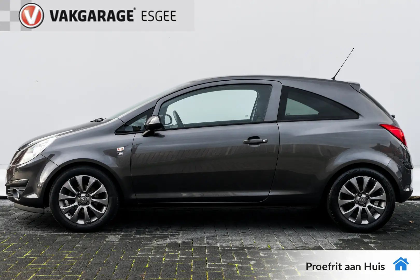 Opel Corsa 1.4-16V 101 PK '111' Edition | Cruise | Airco | 3 Grau - 2