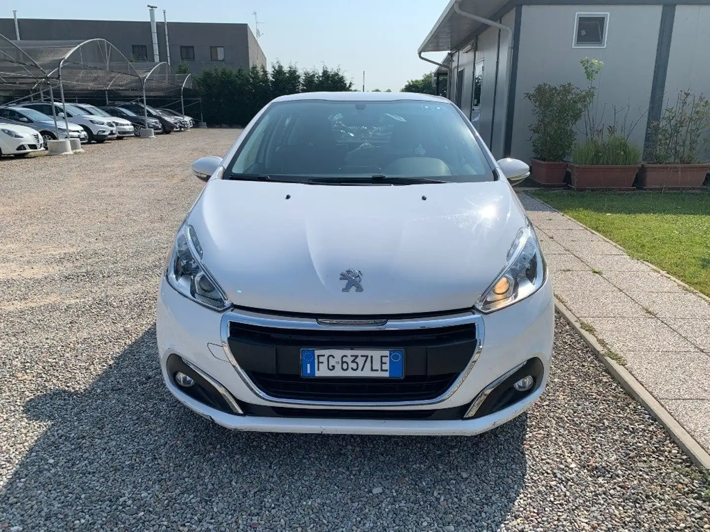 Peugeot 208 1° serie PureTech 82 5p. GPL Allure Blanc - 2