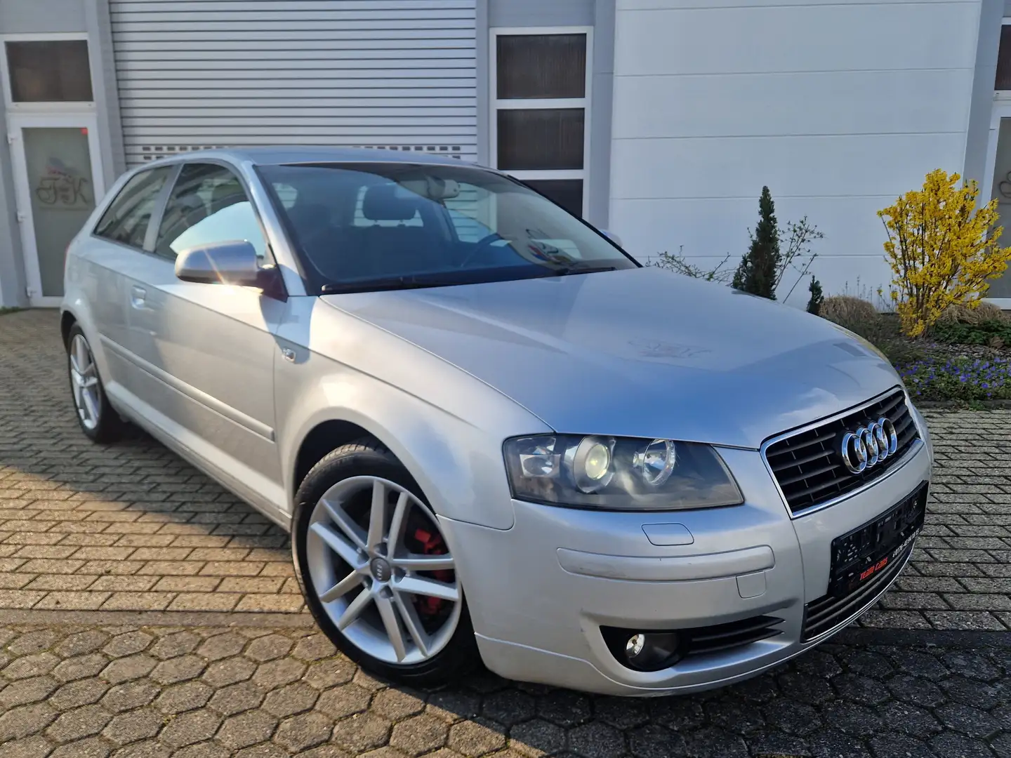 Audi A3 A3 2.0 TDI S Line Sportpaket Navi Xenon TÜV Ezüst - 1