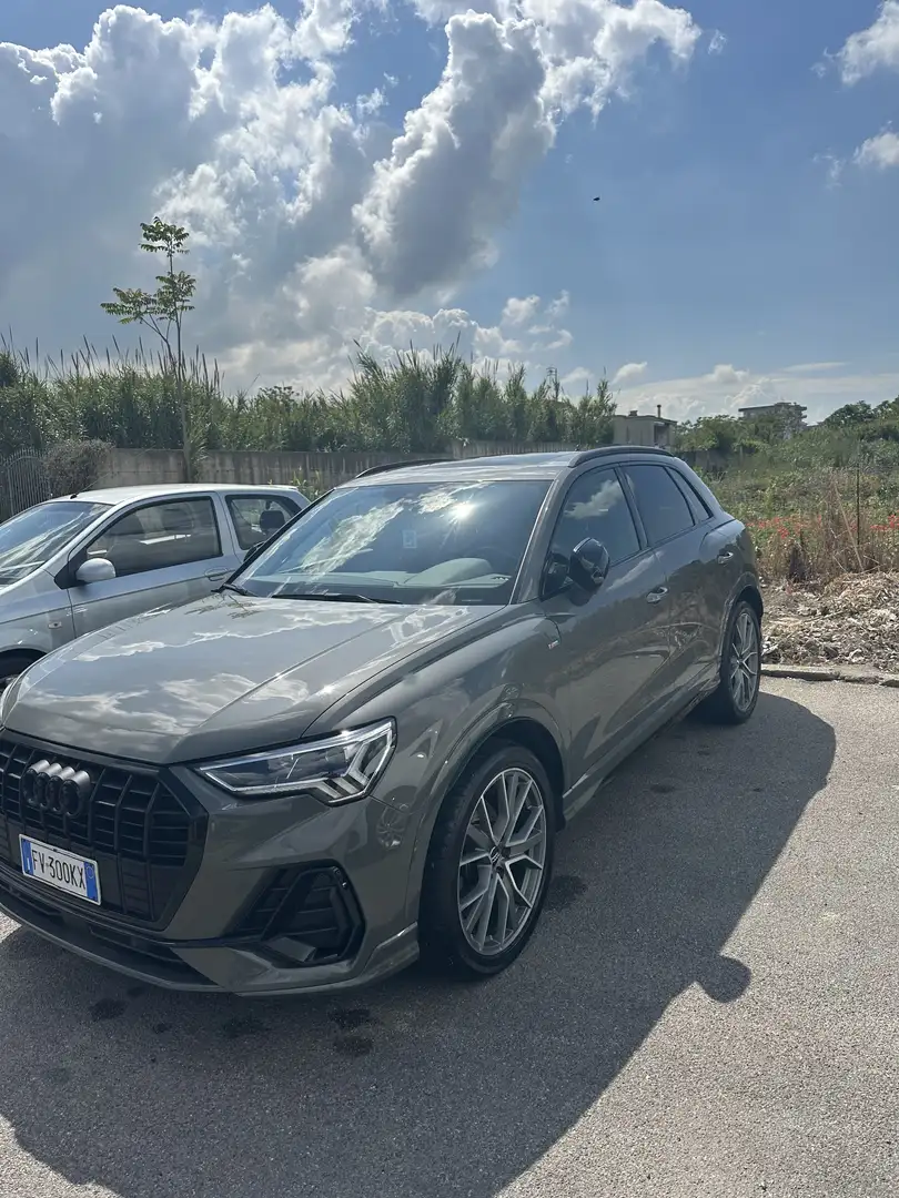 Audi Q3 s line - 1